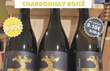 Découvrez le South Emotion Chardonnay Boisé au Caveau de Neotera Nous avons le plaisir de vous présenter notre Cuvée Chardonnay Réserve, un vin d’exception à découvrir au caveau.